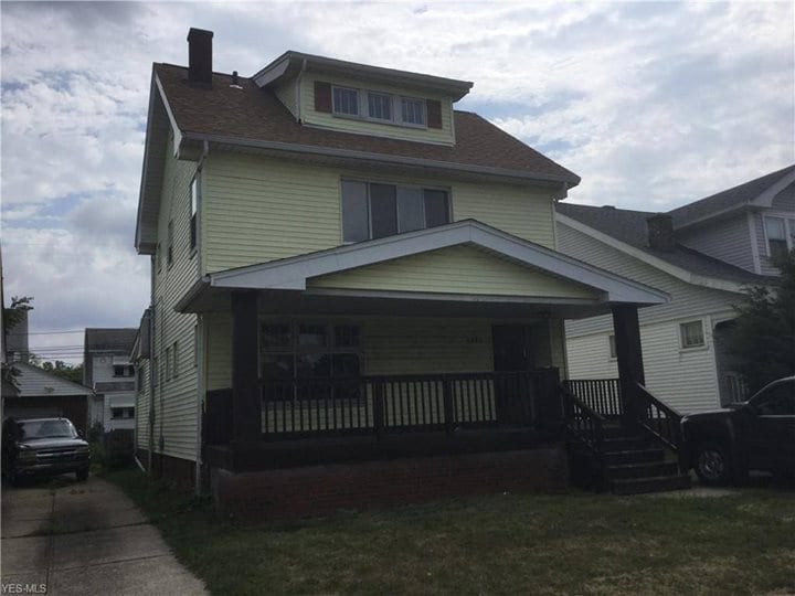 4949 E100th Garfield Hights $ 65,000 Data: 1 / 20 / 2019 E 4949th Garfield Hights 110 ️ ...