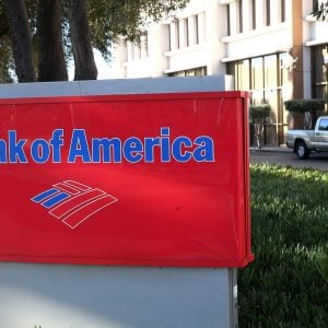 Qhib lub txhab nyiaj hauv txhab nyiaj ntawm Bank of America