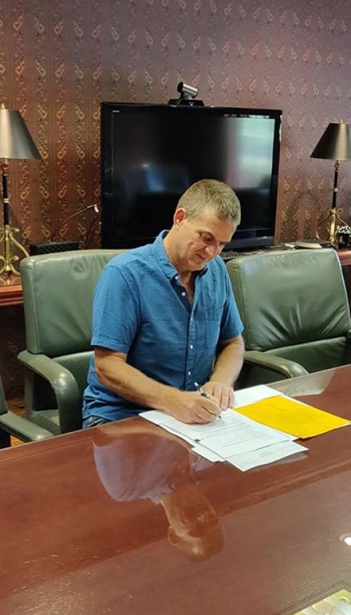 דוגמא לחשיבות הקשר ההדוק והאמון בעבודה עם שותפים מקומיים : אני מאתר אצל אחד…
