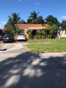 For Sale 1520 NW 32 Ave Miami FL 33125 305.305.1691 3 Beds. Bath tub. Low tax no ...