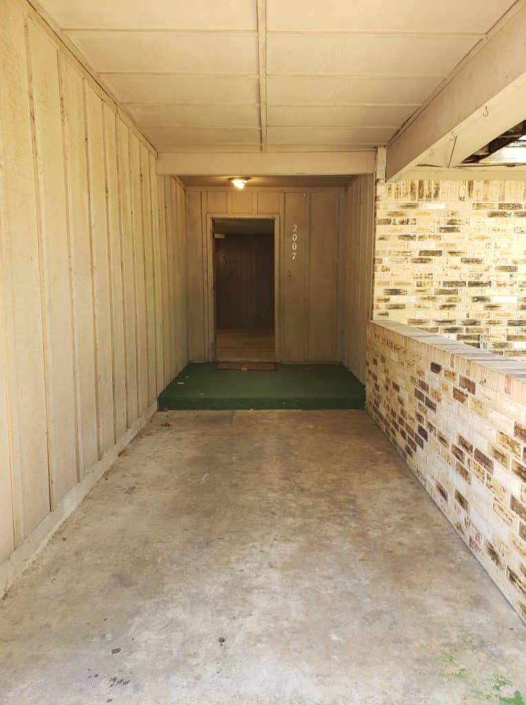 שלום, יש לנו נכס OFF MARKET למכירה בטיילור TX עבור $ 99K בלבד.
 רב ...