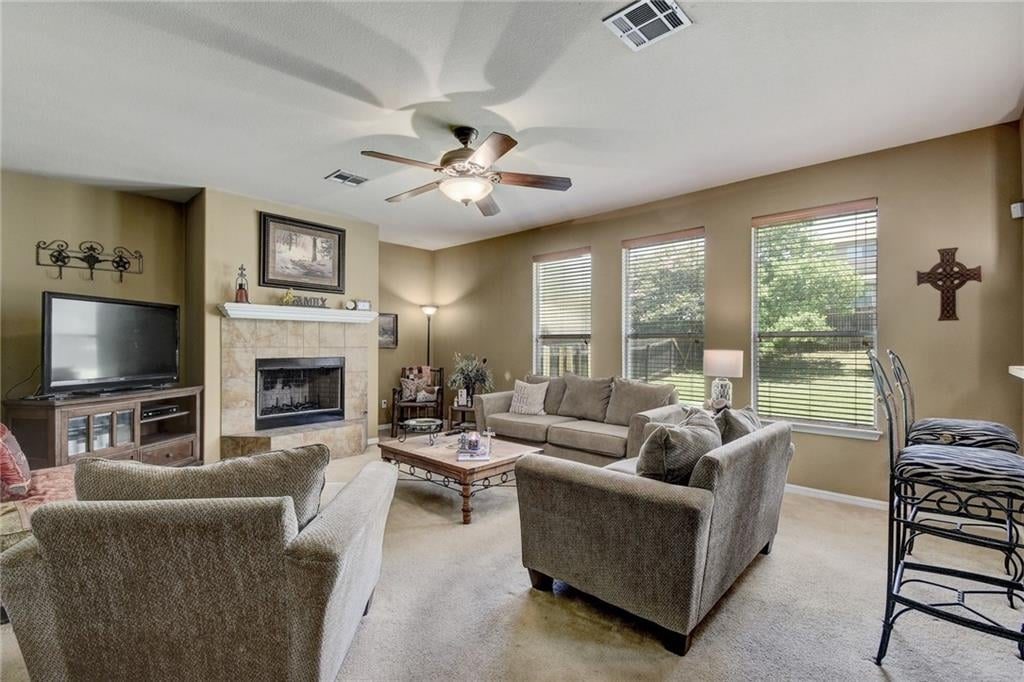 תראו את הבית היפהפה הזה! בית מרווח עם 4 חדרי שינה עם 2 חדרי אמבטיה הממוקם בוויסט ...