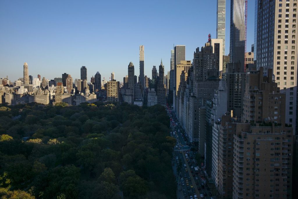 NYC ApartMent Building Sales Plouge After New Rent Law Dents Values