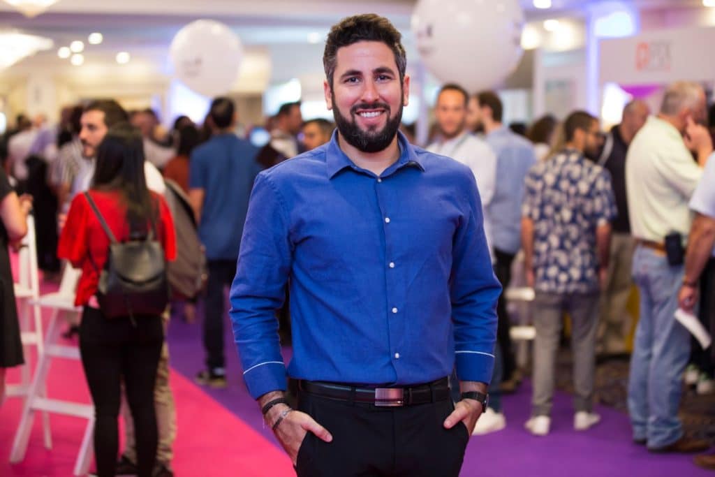 # Empreendedor da Semana # Post 1 Olá a todos e obrigado pelo privilégio de saber, eu sou Eliran Zohar, 35, de Jaffa ...
