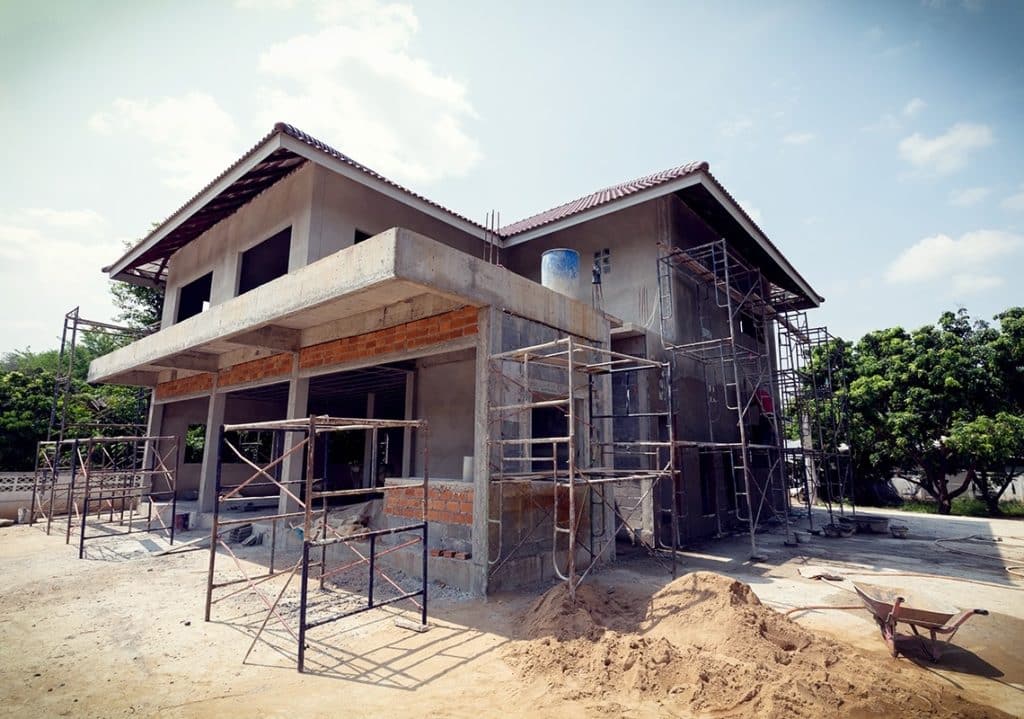 Corona crisis permeating the industry Hkonstrksn: a 22% drop in housing starts Barh"b.al a ...