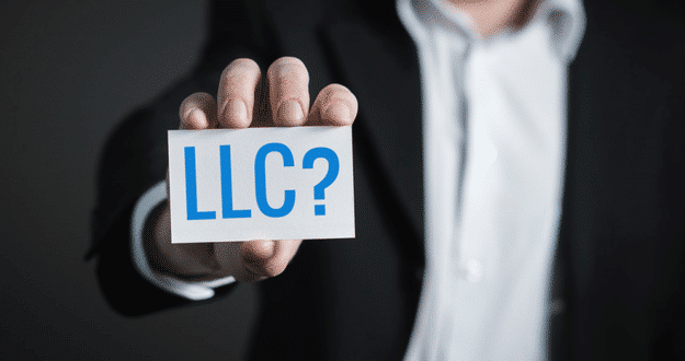 רכישת נכס ראשון - פרטי או LLC?
" בתהליך רכישת נכס ראשון לרנטל .
היזם התעקש שלא ח...