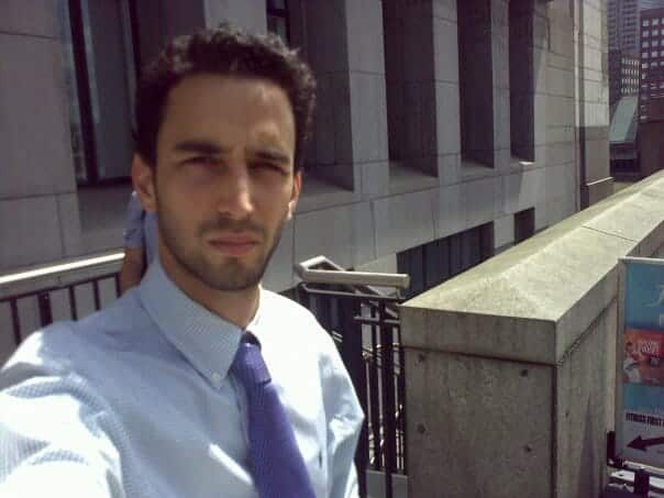 קבלו במחיאות כפיים   את Ofir Badash יזם השבוע הבא שלנו - עו"ד, מתווך מוסמך ...