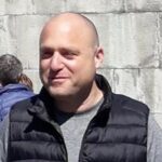 Gruppelogo for eksperter - Yoav Holzer